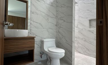 CASA EN VENTA EN LOMAS DEL DORADO/LAGOS Y LAGUNAS