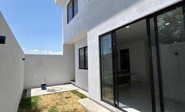 CASA EN VENTA EN LOMAS DEL DORADO/LAGOS Y LAGUNAS