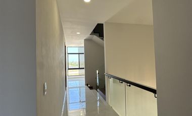 CASA EN VENTA EN LOMAS DEL DORADO/LAGOS Y LAGUNAS