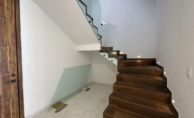 CASA EN VENTA EN LOMAS DEL DORADO/LAGOS Y LAGUNAS