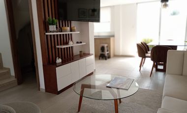 SECTOR CONOCOTO - LA SALLE , EN VENTA CASA 2D + ESTUDIO, 87M2 + PATIO 10 M2