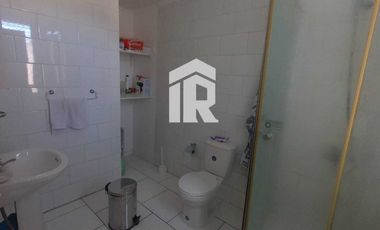 Venta casa callejón torreblanca, solo al contado.