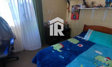 Venta casa callejón torreblanca, solo al contado.