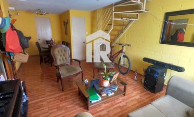 Venta casa callejón torreblanca, solo al contado.