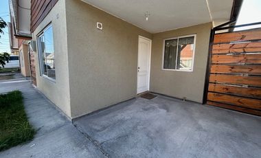 Se arrienda linda casa en condominio de Villa Galilea !!!