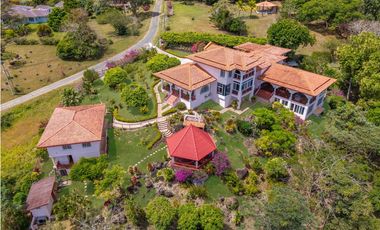Mansion en Soralpina, Sora, Chame (TMP)
