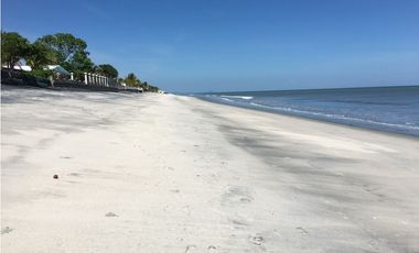 VENTA  APARTAMENTO EN GORGONA CON VISTA AL MAR PH BILTMORE MLD