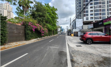 SAN FRANCISCO / 514M / PISCINA /  3 HABITACION + CUARTO Y B. SERVICIO
