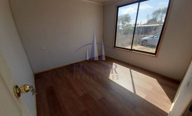 linda casa nueva con vista a praderas en Quintero