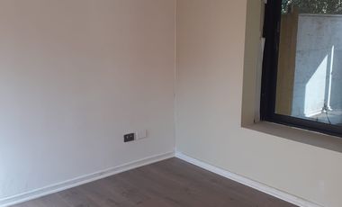 Arriendo amplia casa Machali 4D 2B