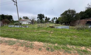 Vendo Terreno de 916 m2 en Las Moscas, Entre Ríos.