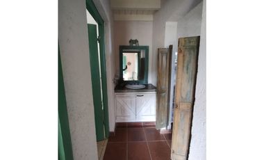 SE VENDE COMPLEJO EN CARLOS PAZ EXELENTE CONSTRUCCION