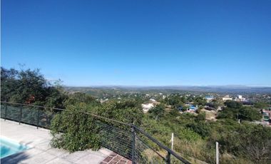 SE VENDE COMPLEJO EN CARLOS PAZ EXELENTE CONSTRUCCION