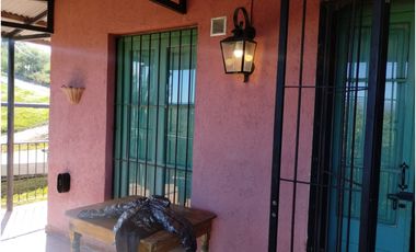 SE VENDE COMPLEJO EN CARLOS PAZ EXELENTE CONSTRUCCION