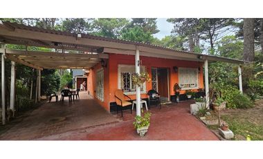 CASA EN VENTA EN VALERIA DEL MAR - PERMUTA POR DEPTO EN AVELLANEDA