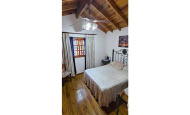 CASA EN VENTA EN VALERIA DEL MAR - PERMUTA POR DEPTO EN AVELLANEDA