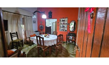 CASA EN VENTA EN VALERIA DEL MAR - PERMUTA POR DEPTO EN AVELLANEDA