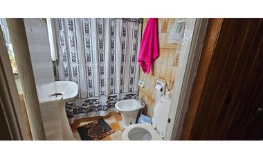 CASA EN VENTA EN VALERIA DEL MAR - PERMUTA POR DEPTO EN AVELLANEDA