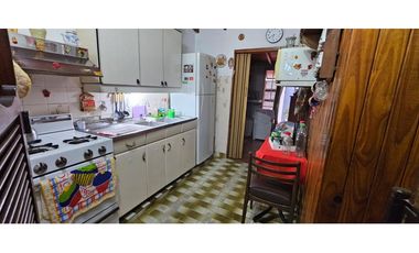 CASA EN VENTA EN VALERIA DEL MAR - PERMUTA POR DEPTO EN AVELLANEDA