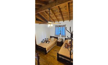 CASA EN VENTA EN VALERIA DEL MAR - PERMUTA POR DEPTO EN AVELLANEDA