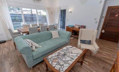 Moderna Casa en Condominio Las Palmas