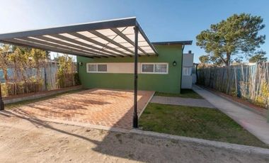 Moderna Casa en Condominio Las Palmas