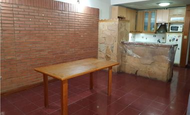 Casa 3 dorm Amplio Patio cerca de P Sarmiento