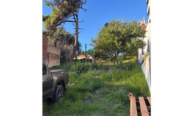 Venta excelente Lote de 480 m2 salida a 2 calles a 50 mts. de la playa