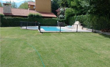 INKASA INMOBILIARIA- VENDE CASA EN ZONA RESIDENCIAL