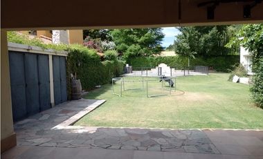 INKASA INMOBILIARIA- VENDE CASA EN ZONA RESIDENCIAL