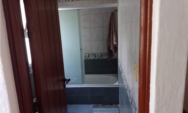 INKASA INMOBILIARIA- VENDE CASA EN ZONA RESIDENCIAL