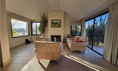 INKASA INMOBILIARIA - VENDE CASA  EN BARRIO PRIVADO -  MAIPU