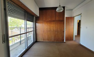 Casa PH en alquiler en Quilmes Oeste
