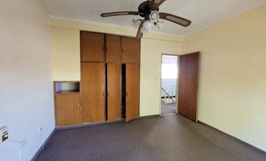 Casa PH en alquiler en Quilmes Oeste