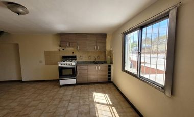 Casa PH en alquiler en Quilmes Oeste