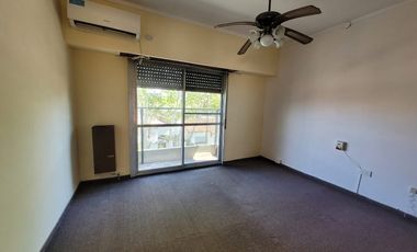 Casa PH en alquiler en Quilmes Oeste
