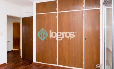Departamento en venta de 3 dormitorios con cochera en Macrocentro