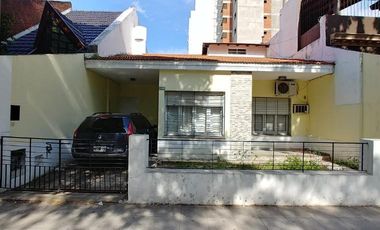 Casa en alquiler en Lanus Oeste