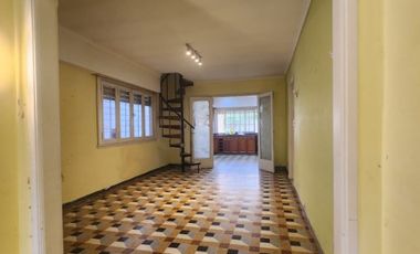 Casa en alquiler en Lanus Oeste