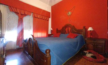Venta casa en Ramos Mejía 5 ambientes.