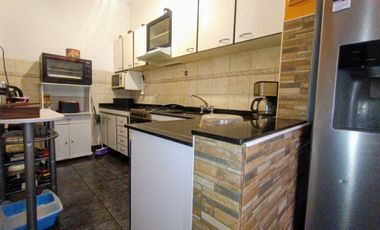 Venta casa en Ramos Mejía 5 ambientes.