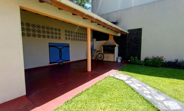 Venta casa en Ramos Mejía 5 ambientes.