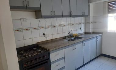 Departamento en alquiler en Lanus Oeste