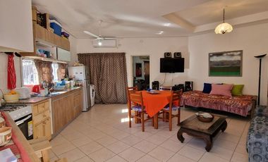 VENTA DEPARTAMENTO CON COCHERA Y PATIO. RIVADAVIA