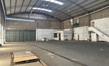 GALPON CON OFICINAS EN VENTA SOBRE BOULEVARD SEGUI