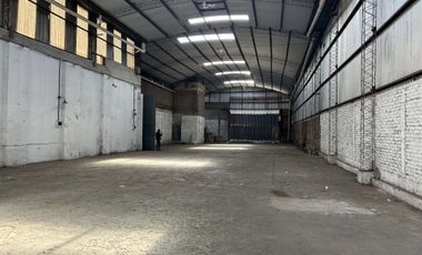 GALPON CON OFICINAS EN VENTA SOBRE BOULEVARD SEGUI