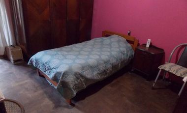 VENTA CASA 5 AMBIENTES EN  J. MARMOL APTO CREDITO