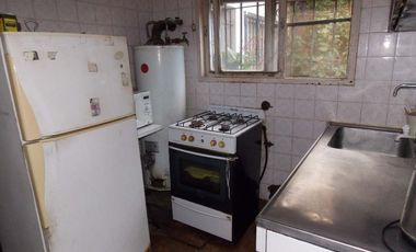 VENTA CASA 5 AMBIENTES EN  J. MARMOL APTO CREDITO