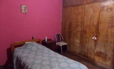 VENTA CASA 5 AMBIENTES EN  J. MARMOL APTO CREDITO