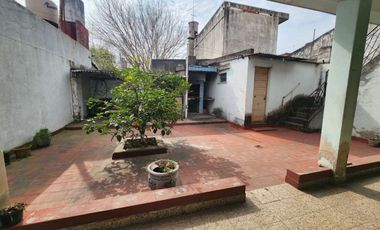VENTA CASA 4 AMBIENTES EL PALOMAR A RECICLAR